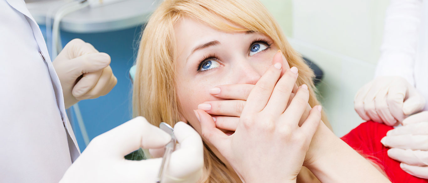 Los avances en la odontología permiten mantener la boca sana sin dolor. La ansiedad al dentista se supera con una cita en Dentalarroque.