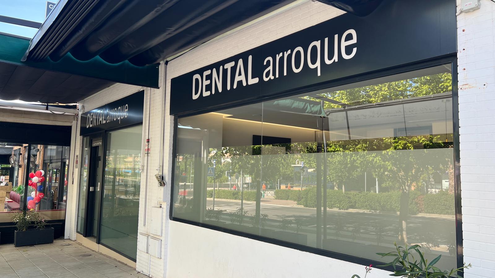 Unos buenos hábitos de higiene oral son necesarios para mantener tu salud bucal en boadilla saludable. Acuda a Dentalarroque para mantener tu boca sana.