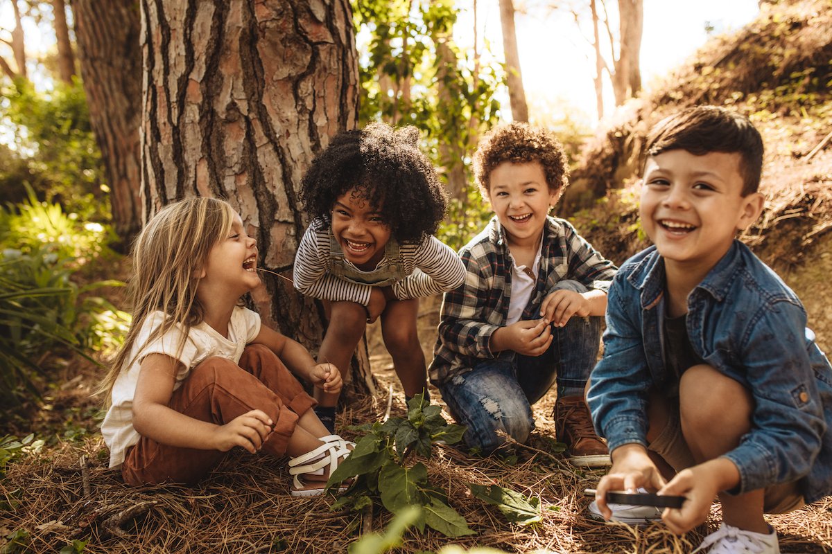 El odontólogo infantil explica algunas de las 5 razones para cuidar los dientes primarios. Es importante acudir al dentista desde temprana edad.