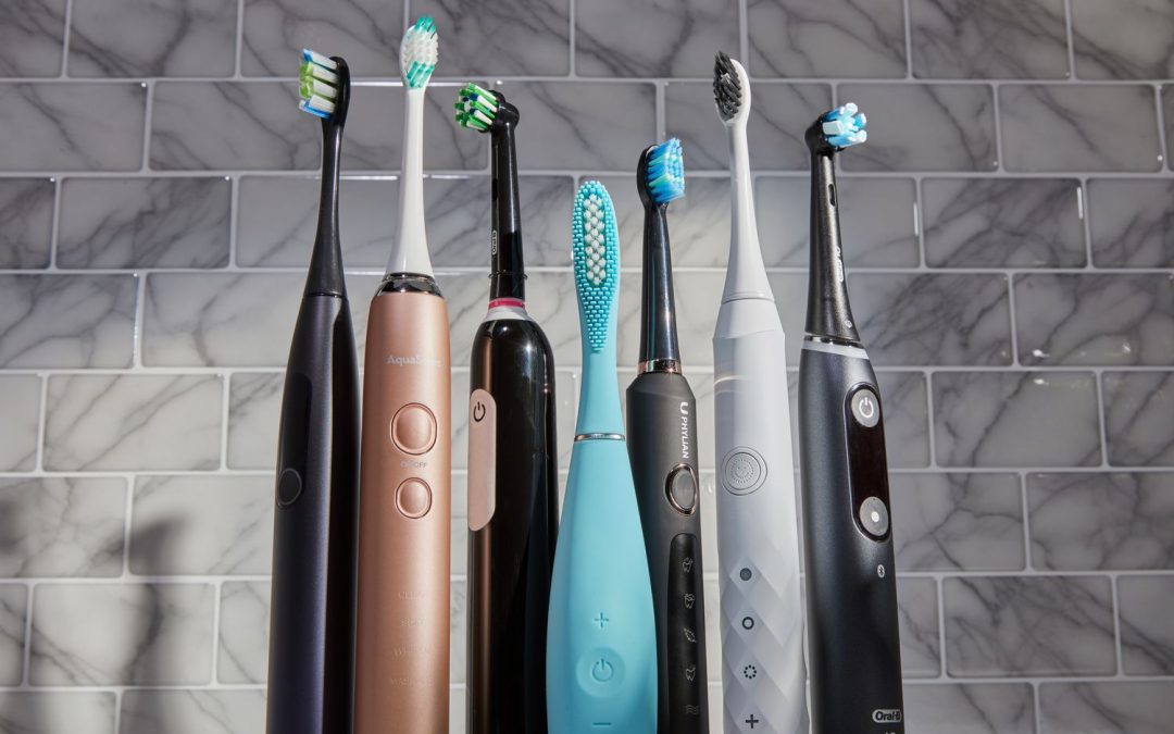 ¿Merece la pena usar un cepillo dental eléctrico?