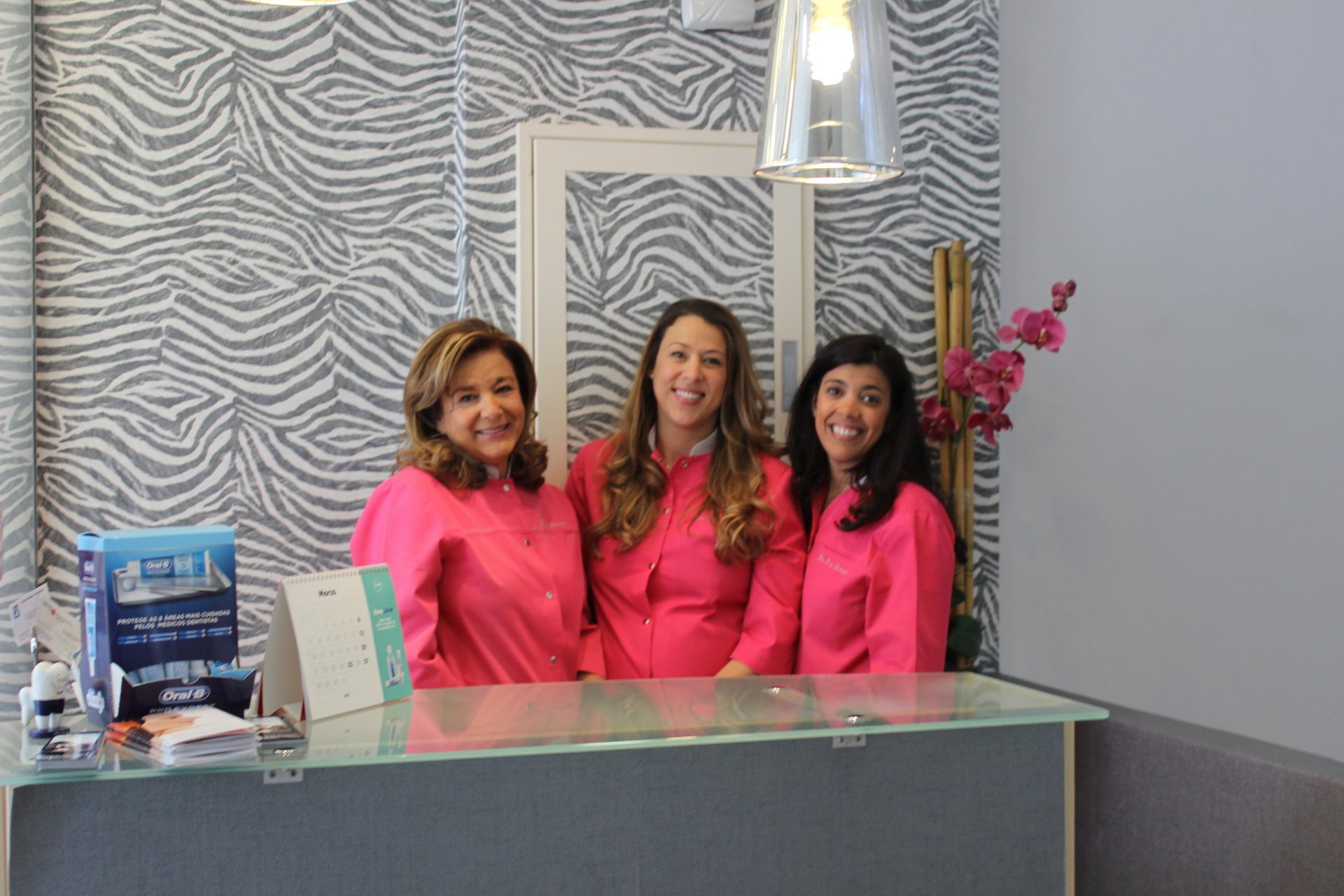 ¿Has pensado en cambiar de dentista? Acuda a Dentalarroque para recibir una atención personalizada.